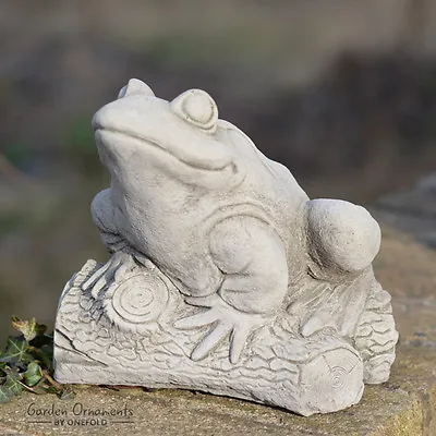 Frog Toad On Log Hand Cast Stone Outdoor Garden Ornament Sculpture Pond Gift • £39.90