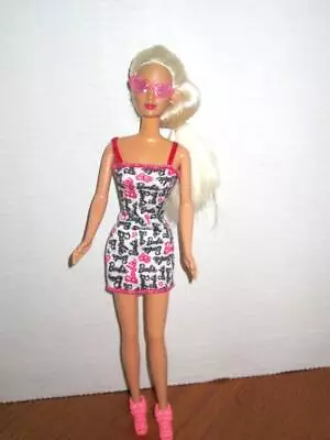 Vintage 1991 Barbie Doll Twist N Turn Knees Bend Blond Blue Eyes • $11