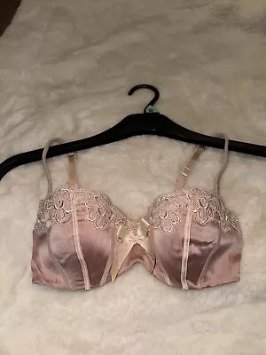 La Senza Pink Satin Underwired Bra 34C • £5