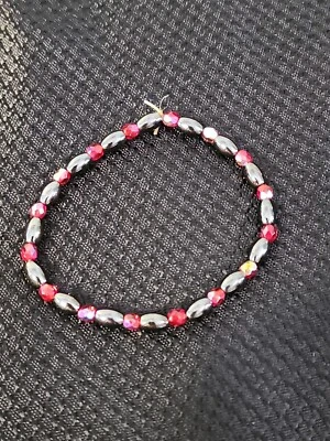 £9.68 • Buy Vintage Red And Black Strecy Magnetic Beaded Braclet