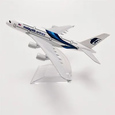 16cm A380 Airbus Malaysia Airlines Metal Aircraft Plane Model Gift UK • £10.50