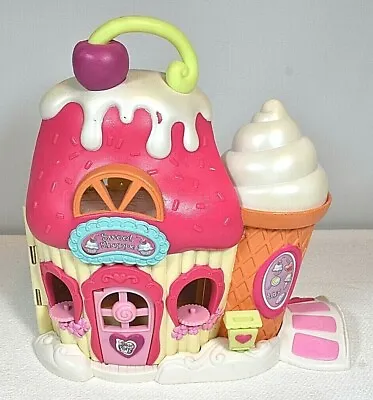 SWEET SHOPPE My Little Pony Ponyville Ice Cream Parlor ONLY GREAT Condition 2006 • $14.99