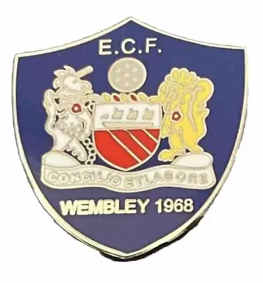 Man Utd 1968 Euro Cup Final Wembley Shield Football Souvenir Pin Badge • £6
