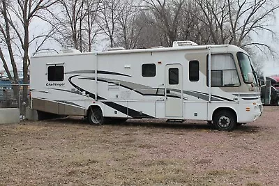 Damon Challenger Motorhome 33ft. Class A 360 Workhorse Engine. Awesome Vehicle • $10000