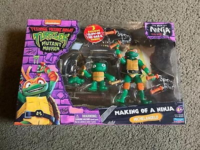 ✅ TMNT Ninja Turtles Making Of A Ninja Michelangelo Glow In Dark Figure Set ✅ • $25