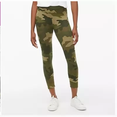 J Crew Printed Cropped Everyday Leggings Camo Size: Medium  • $20