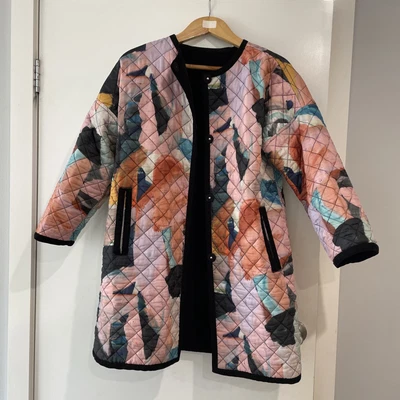$189 • Buy Gorman X Spencer Shakespeare “mindful Friends” Reversible Quilted Coat Size 8-10