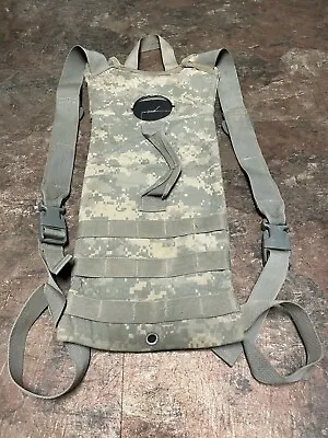 US Military ACU DIGITAL MOLLE SDS 100 OZ 3L Hydration System Carrier Pack GC • $9.90