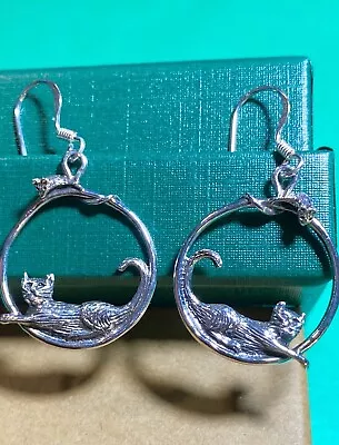 Dangling Sterling Silver Sculpted KITTY CAT & MOUSE 925 Earrings • $9.99