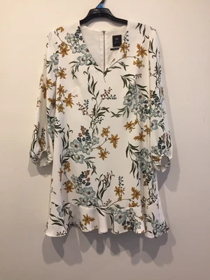 $48.99 • Buy CUE Floral Dress - Size 14 -  Excellent Used Condition