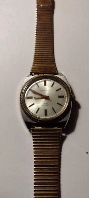 $30 • Buy Vintage Men's Caravelle Mechanical Watch / 1976