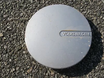 One Factory 1990 Volkswagen Jetta MK2 Passat Center Cap Hubcap 357601149A • $22.50