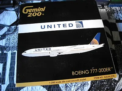 Extremely RARE GEMINI JETS 1/200 Boeing 777-200 ER CONTINENTAL AIRLINES NIB! • $449