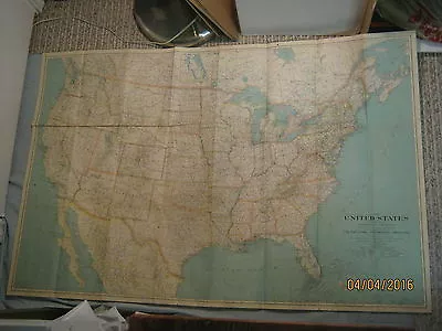 ANTIQUE UNITED STATES AND ADJOINING CANADA & MEXICO MAP National Geographic 1933 • $4.95