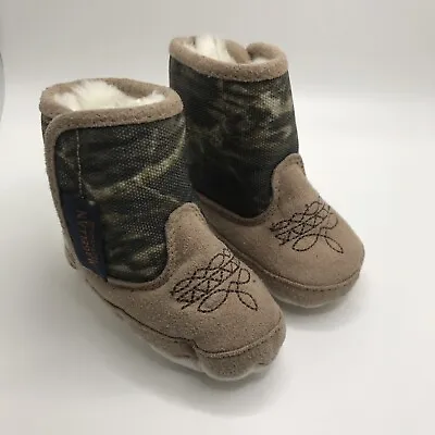 Magellan Unisex Infant Winter Boots Beige Camouflage Hook Loop Faux Fur Lined 1 • $11