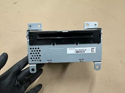 2015 Ford Mustang Radio Head Unit Touch Screen FR3T-19C107-MJ - OEM • $40