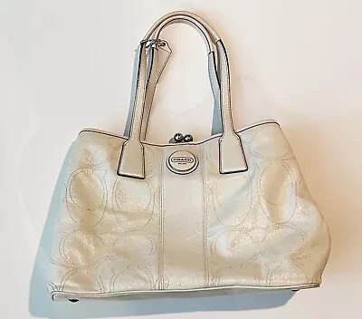 Coach Signature Patent Leather Ivory Kisslock Handbag E1182-F15658 Bag Purse • $54.99