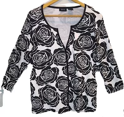 RQT Black White Floral Pattern 3/4 Sleeve Womens Size XL Button Up Top • $9