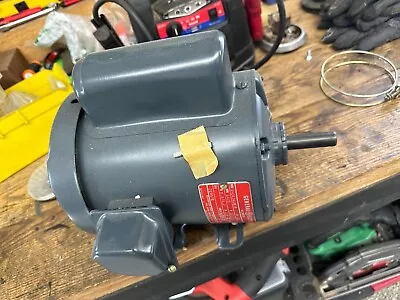 NEW GENERAL ELECTRIC 5KC43NG638 AC MOTOR 1/2 HP 110V Or 220V • $135