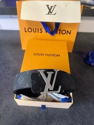 Louis Vuitton Belt • $180