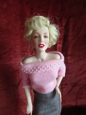 Franklin Mint 19  Sweater Girl Marilyn Monroe Porcelain Doll 1993 W/Stand + Box • £75