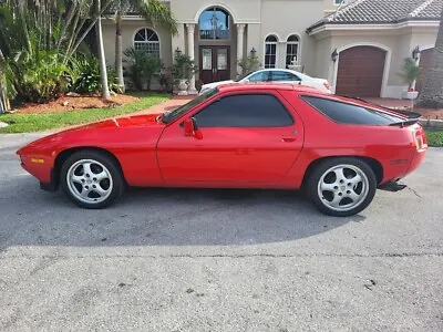 1984 Porsche 928  • $14900