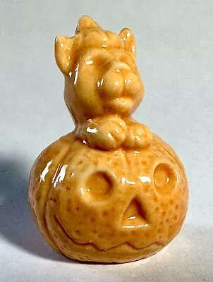 Wade Whimsies Red Rose Tea Figurines October/Cat In Pumpkin Calendar Series • $4