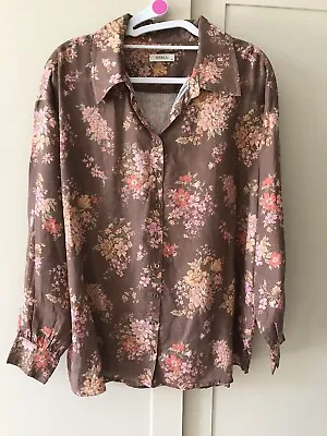 $95 • Buy Spell Designs Meadowland  Linen Blouse Size M
