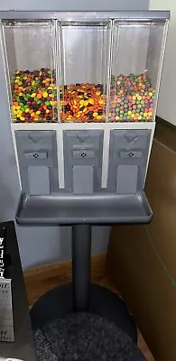 3 Bin Vendstar 3000 Bulk Candy Vending Machine W/ Stand & Keys ~ Clean & Tested • $100