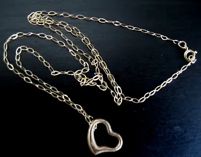 £45 • Buy 9ct Gold 375 Floating Love Heart Pendant On A 16  9ct Gold Trace Chain Necklace