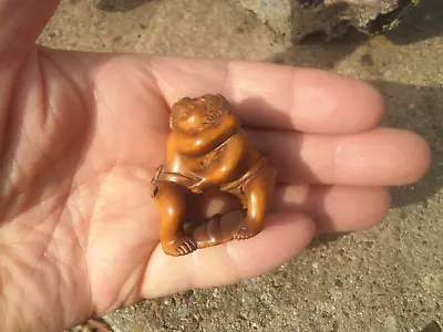 1a.. Hand Carved Wood Netsuke Sumo Pair In Tight Grip Collectable Boxwood Figure • £19.99