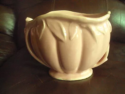 VINTAGE NELSON McCOY POTTERY PINK LILY BUD VASE • $82