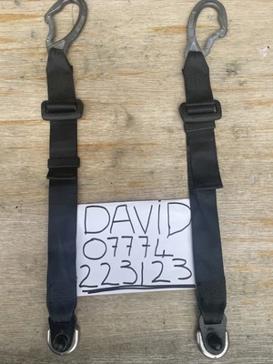 UNWIN Solo Pod Wheelchair Straps - Adjustable • £112