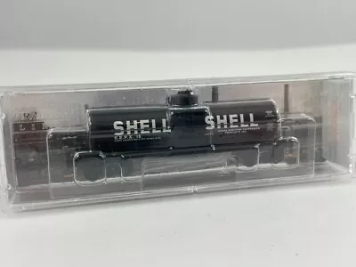 Micro Trains 06500830 N Scale 39' Single Dome Tank Car Shell Oil #SEPX16 • $19.95