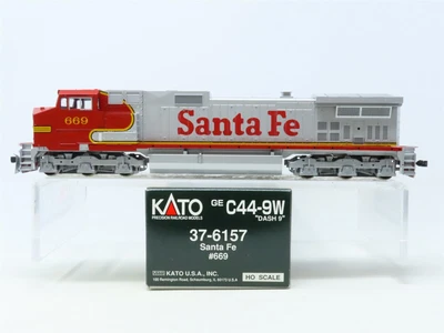 $179.95 • Buy HO Scale KATO 37-6157 ATSF  Warbonnet  GE C44-9W Dash 9 Diesel #669 - DCC Ready