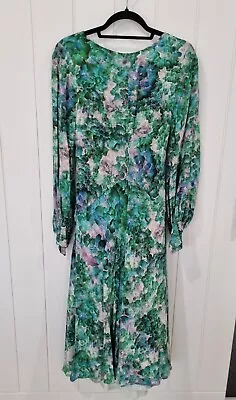 $250 • Buy Lisa Brown Long Sleeve Green Silk Dress. Size S. 