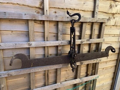 £30 • Buy Vintage Cast Iron Butchers Farmers Hanging Scales