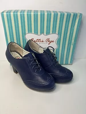Bettie Page Shoes By Ellie BP303-Saison Navy - Chunky Heel Ankle Boot - Size 6 • $56.99