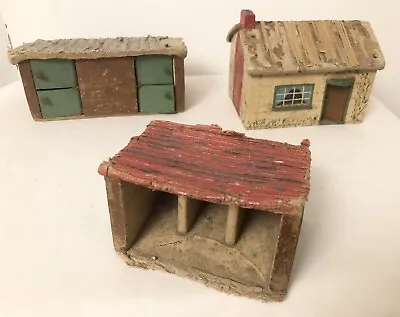 3 X Vintage Toy Farm Buildings Pre War ? Britain’s ? Lead Farm Animal Buildings • £19.99