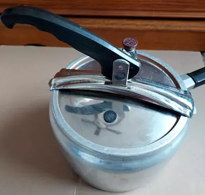 Vintage Wear-Ever #3634 Aluminum Pressure Cooker  Kitchen Saucepan • $22