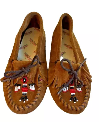 Minnetonka SUEDE Brown Leather Moccasins THUNDERBIRD BEAD Women's Size 6 • $10