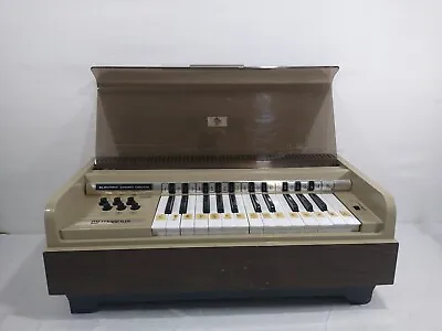 Magnus Electric Chord Organ  Made In USA 1970 - Tested/Works Great Very Clean • $49.95