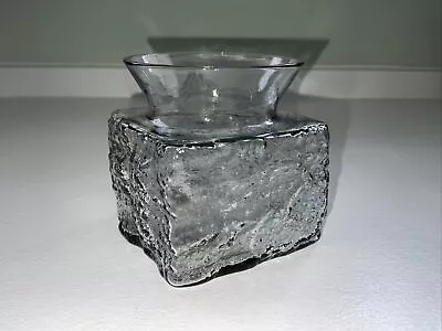 £7 • Buy MID CENTURY -FRANK THROWER-DARTINGTON GLASS POSY VASE-SMOKED GREY-3.5X3.5”-bark 