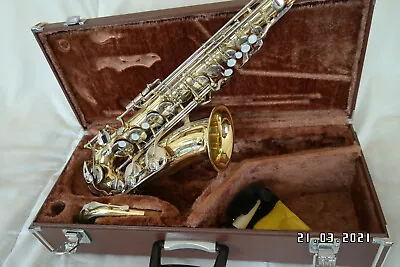 Yamaha 25 Alto Saxophone • £650