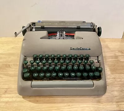 Vtg 1955 Smith Corona Clipper Manual Typewriter W Case & New Ribbon • $70