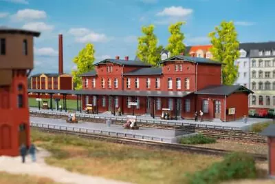 Auhagen 14485 Neupreussen Railway Station - Kit • $121.23