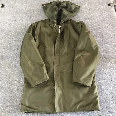 Vintage B-9 Military Jacket Men's Medium Green Quilted Insulated Hooded Parka • $24.49