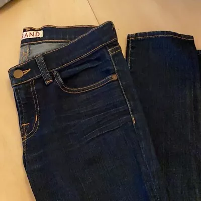 J Brand 910 Skinny Leg In Blue Size 26. Preowned  • $25