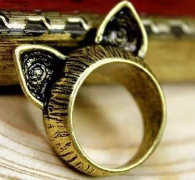 $4.50 • Buy GOLD/Brass Looking Cat/Wolf Ears Ring-Cool Design-Goth/Punk-VERY CUTE! US Size 7