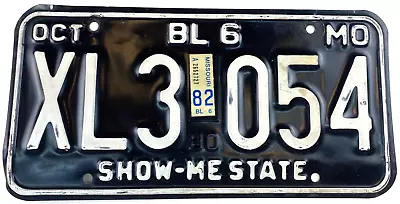 Vintage Missouri 1982 Truck License Plate Garage Man Cave Decor Collector • $24.95